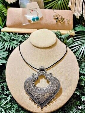 Set - Necklace With Earrings & Bracelet- NWT